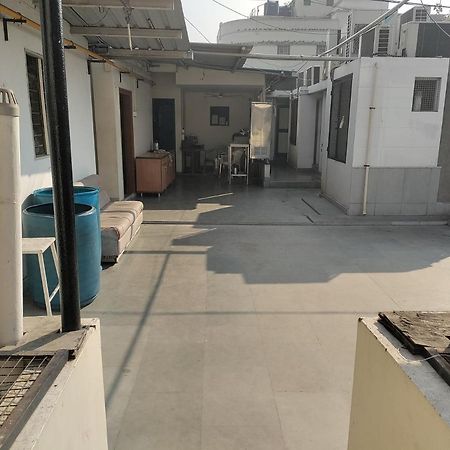 Hotel Good Night Ahmedabad Extérieur photo