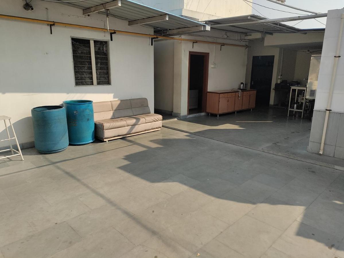 Hotel Good Night Ahmedabad Extérieur photo