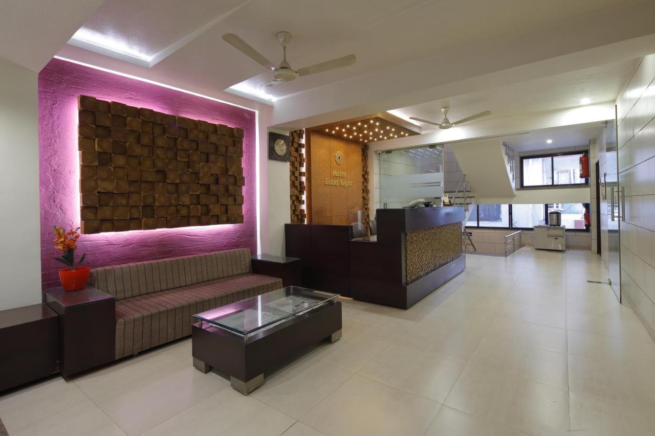 Hotel Good Night Ahmedabad Extérieur photo