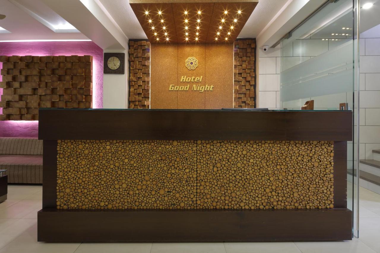 Hotel Good Night Ahmedabad Extérieur photo